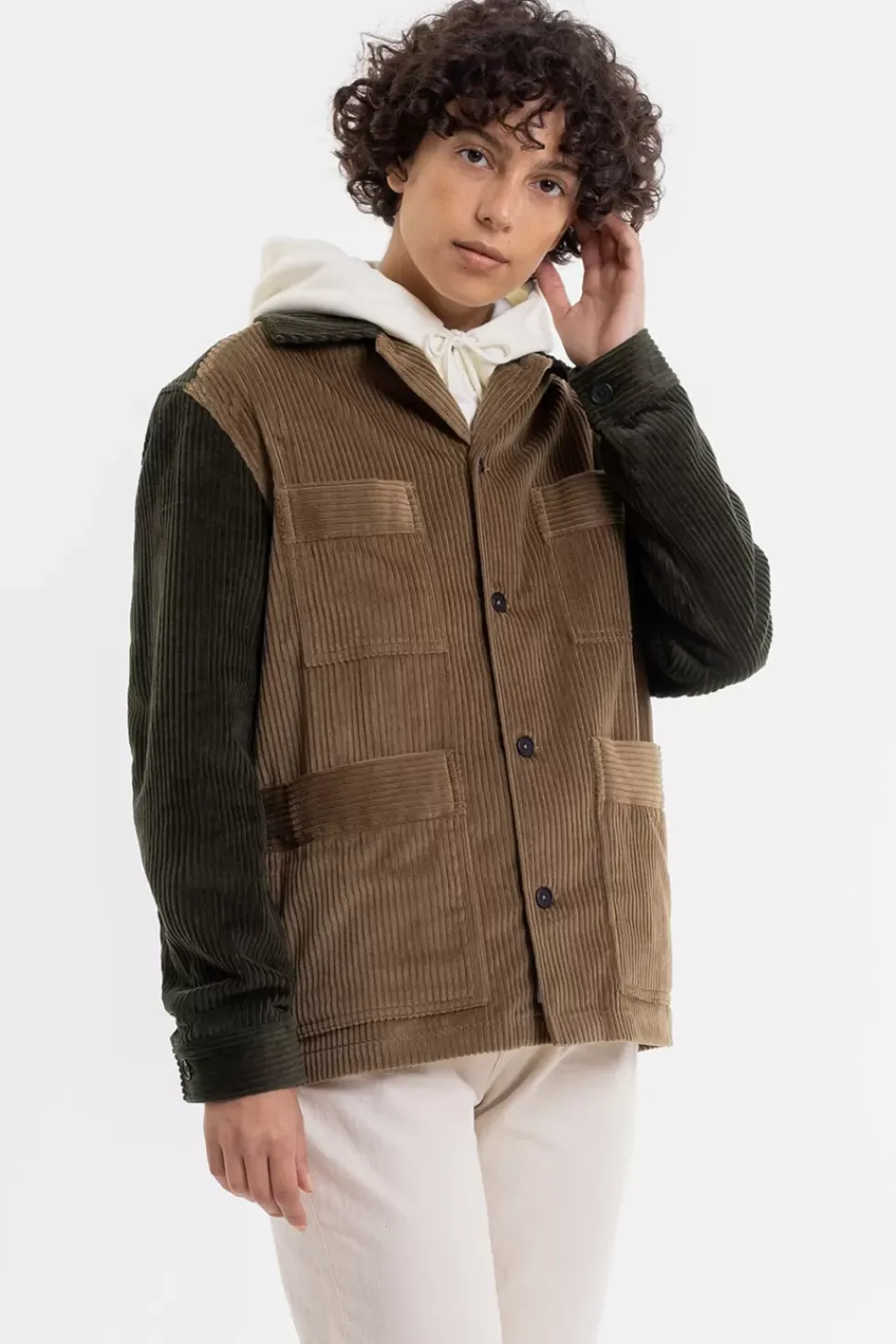 Cordjacke Aus Bio-Baumwolle Beige / Oliv