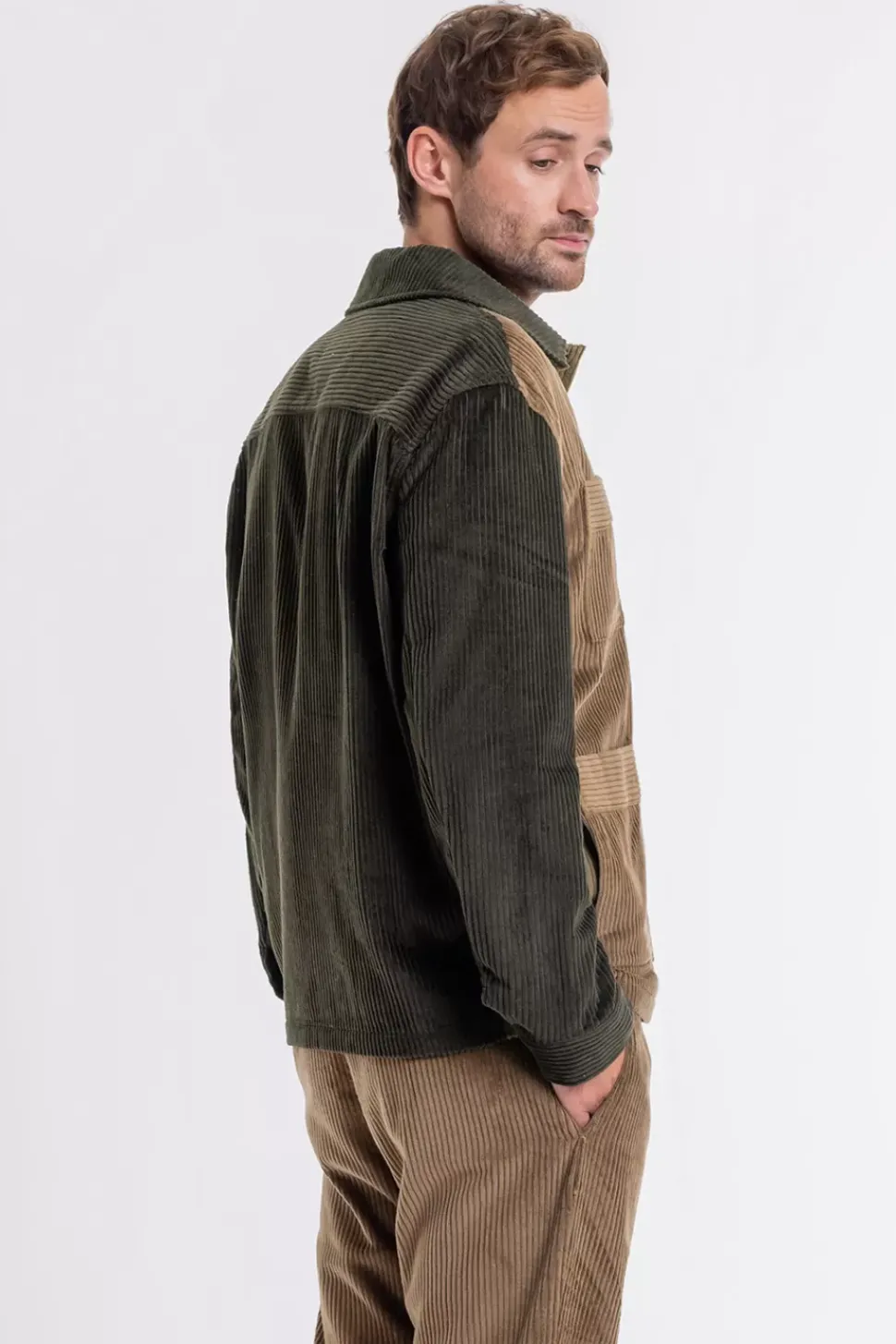 Cordjacke Aus Bio-Baumwolle Beige / Oliv