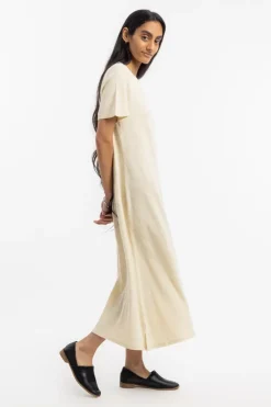 Gestreiftes T-Shirt Kleid - Creme